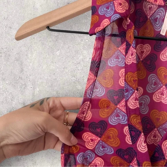 Free People Heart Patterned Mesh Collared Button Front Sleeveless Top Size XS - Picture 8 of 12